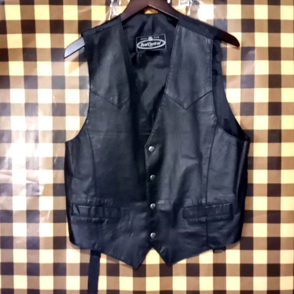 Dual Control authentic article leather vest sz(m)